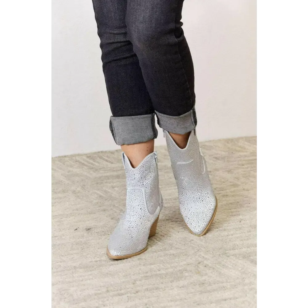 Luxurious Rhinestone Ankle Cowboy Boots Elevate Women's Fashion Style